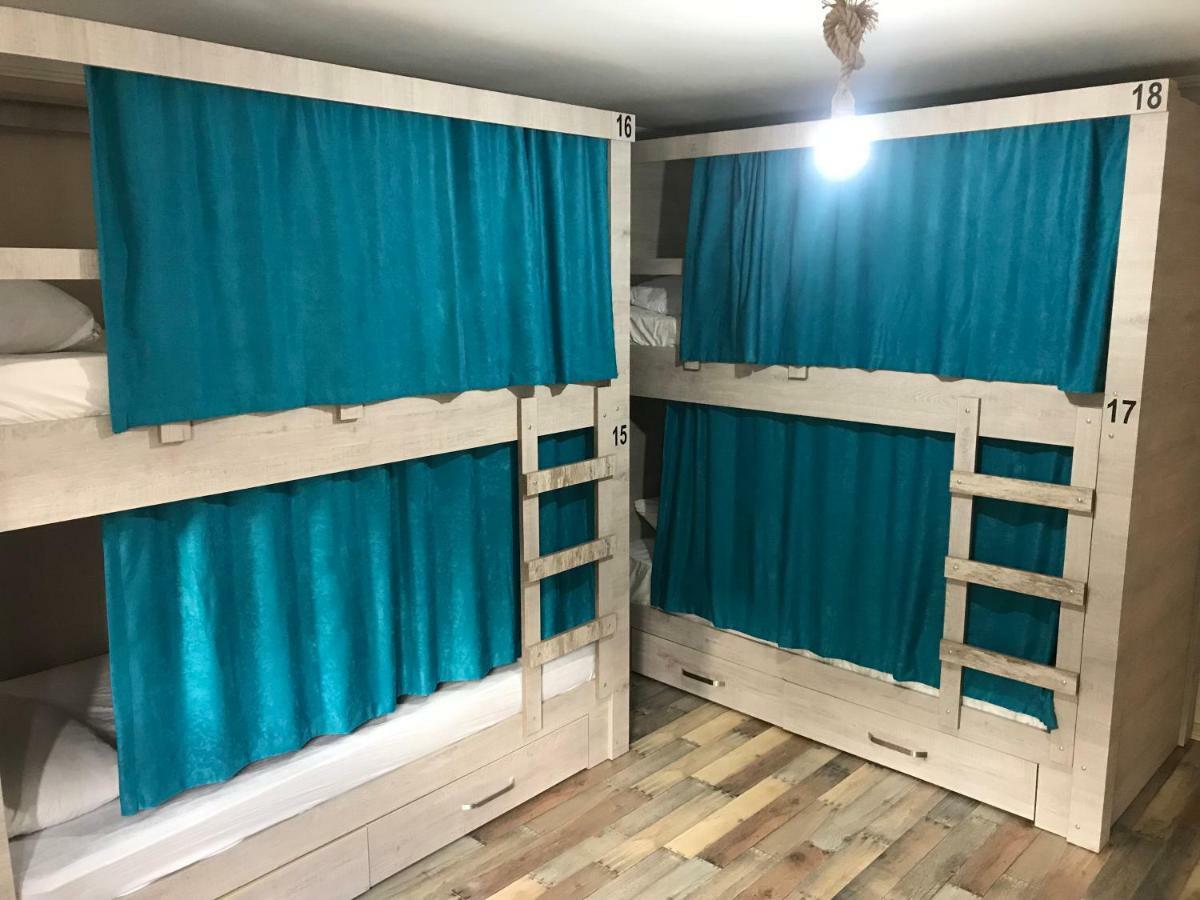 Amintas Hostel Motel フェティエ エクステリア 写真